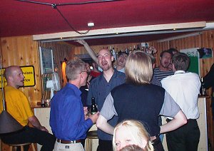 Fest og glade dage på kælderbaren